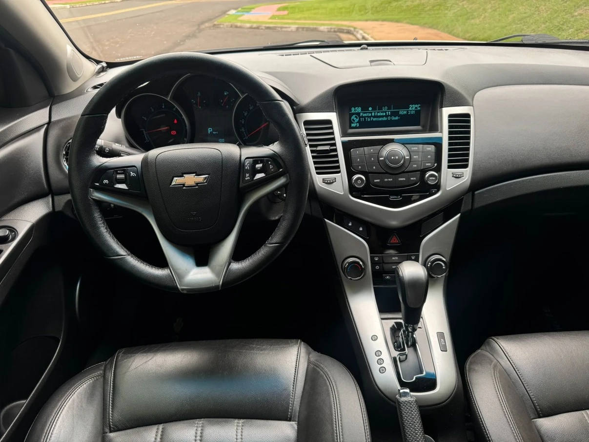 CHEVROLET CRUZE