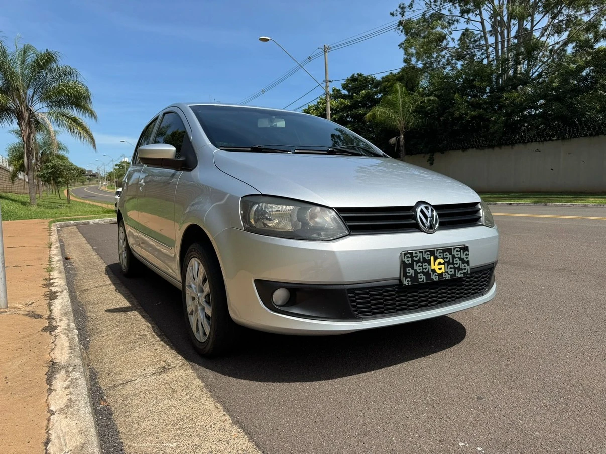 VOLKSWAGEN FOX