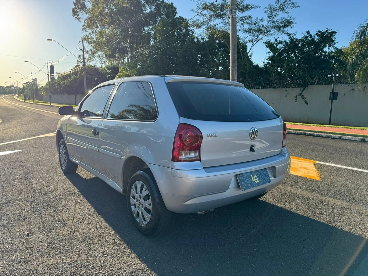 VOLKSWAGEN GOL