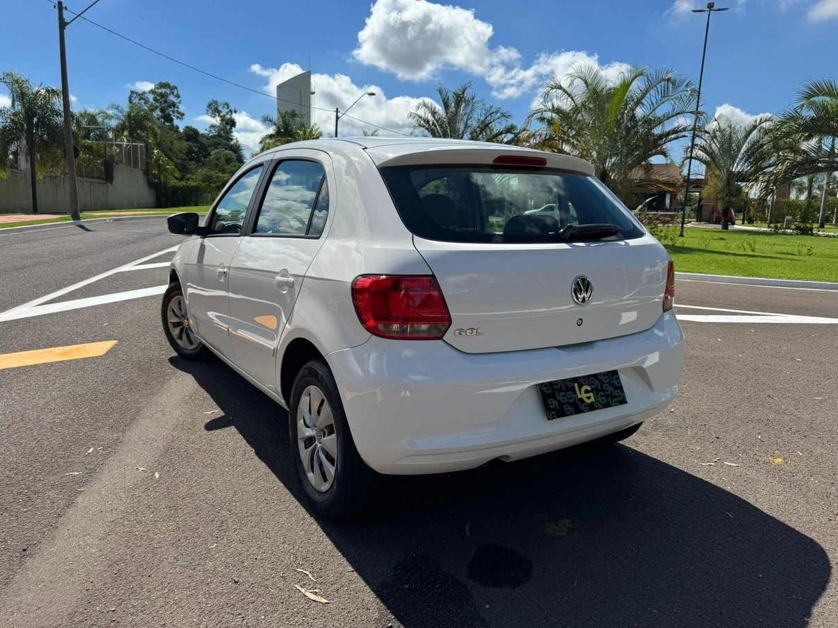 VOLKSWAGEN GOL