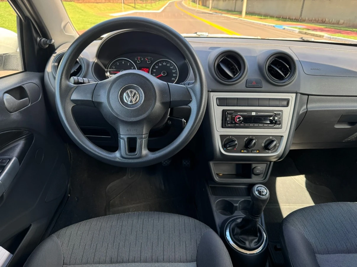 VOLKSWAGEN GOL