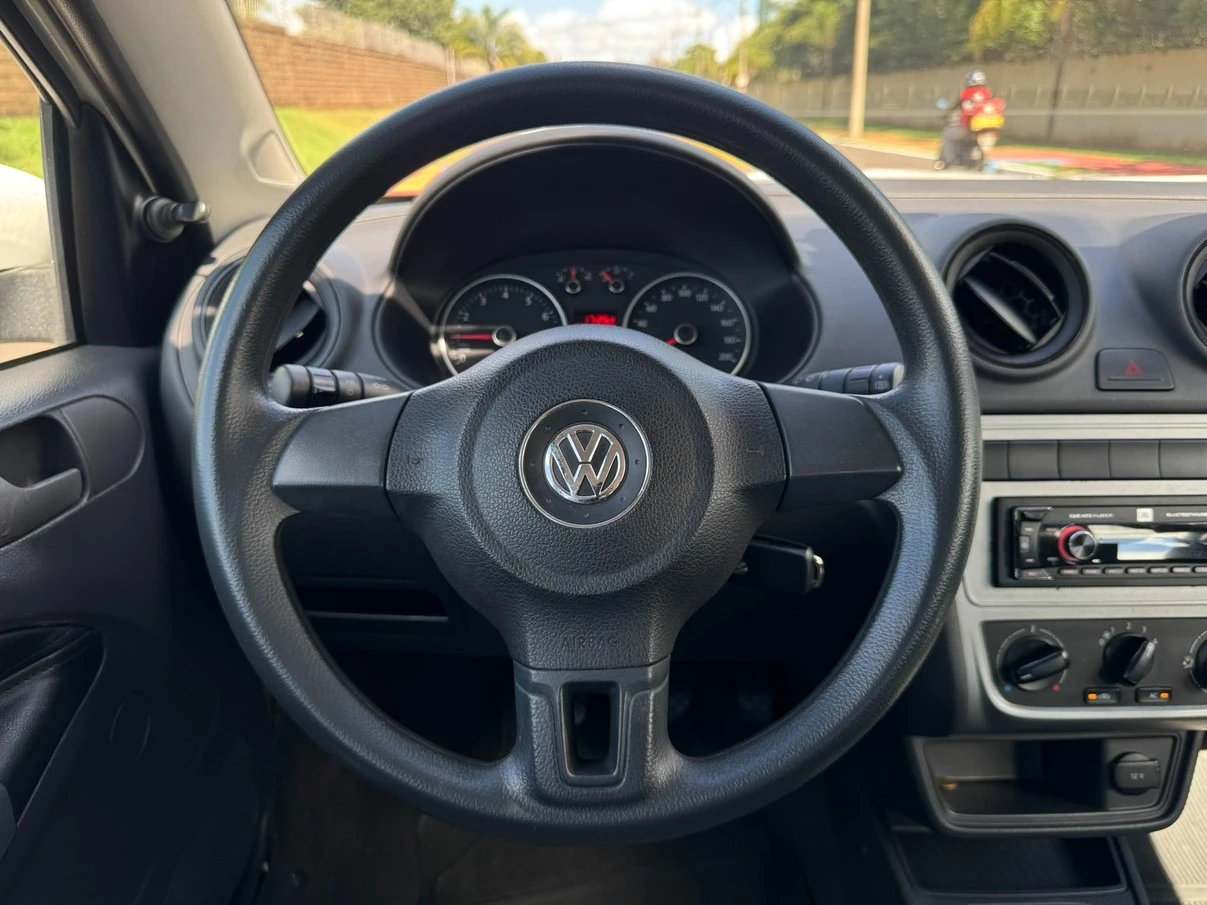 VOLKSWAGEN GOL