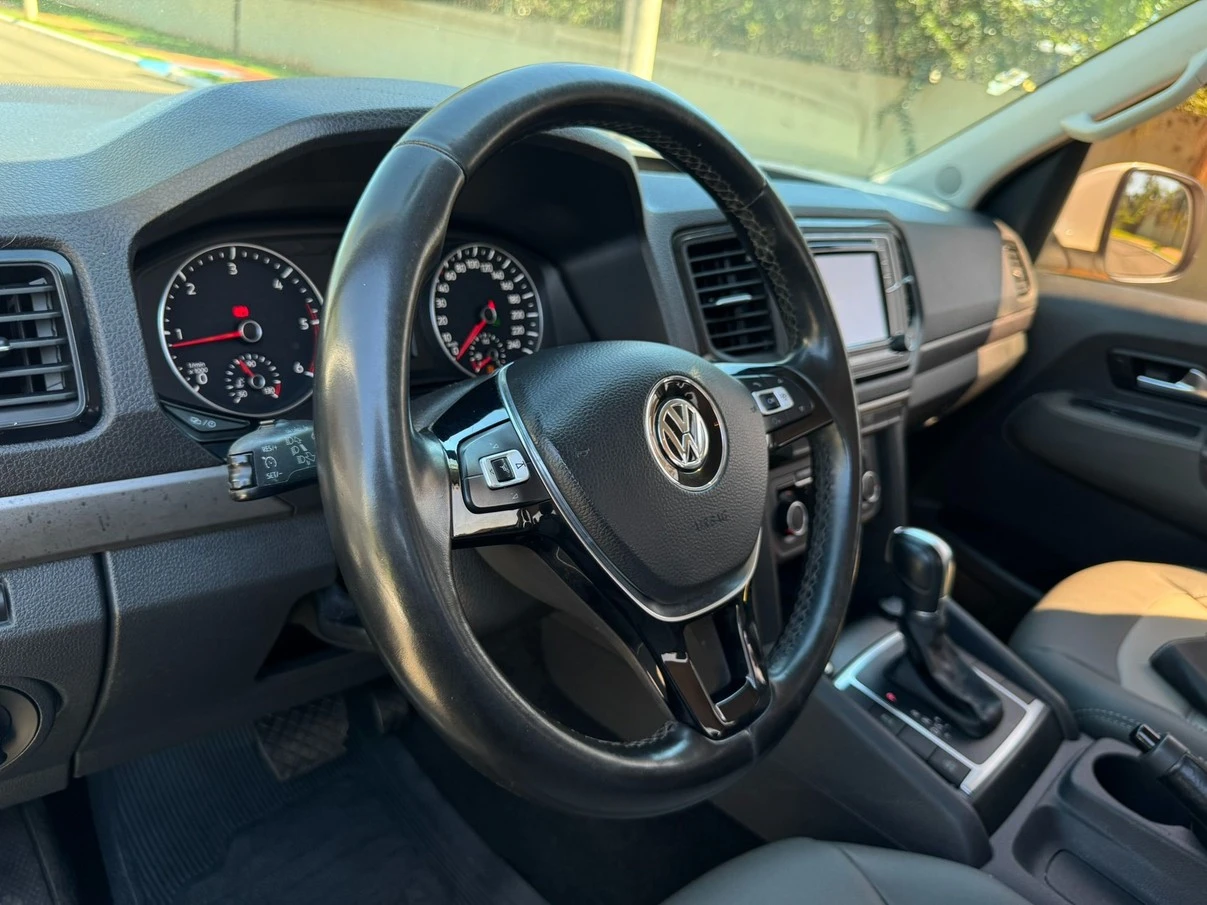 VOLKSWAGEN AMAROK