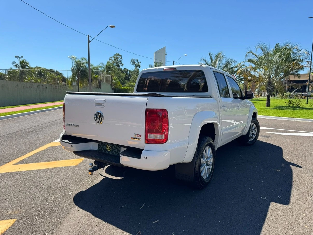 VOLKSWAGEN AMAROK