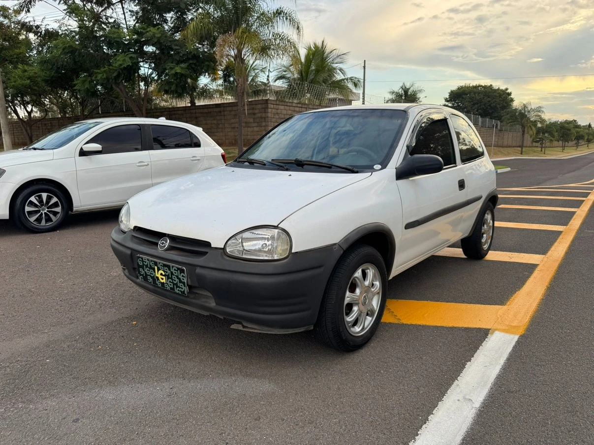 CHEVROLET CORSA