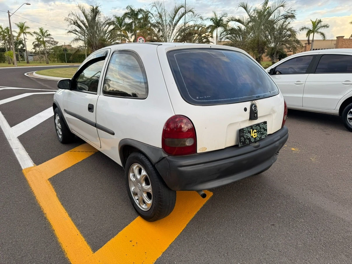 CHEVROLET CORSA
