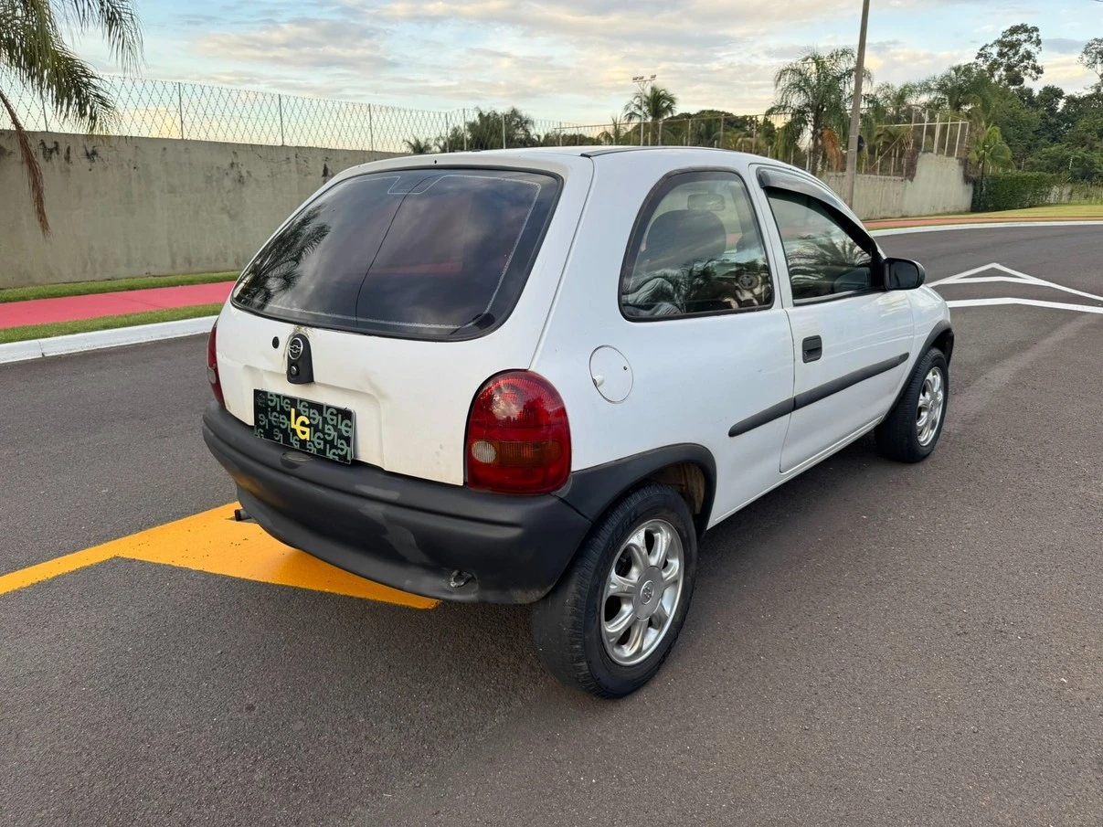 CHEVROLET CORSA