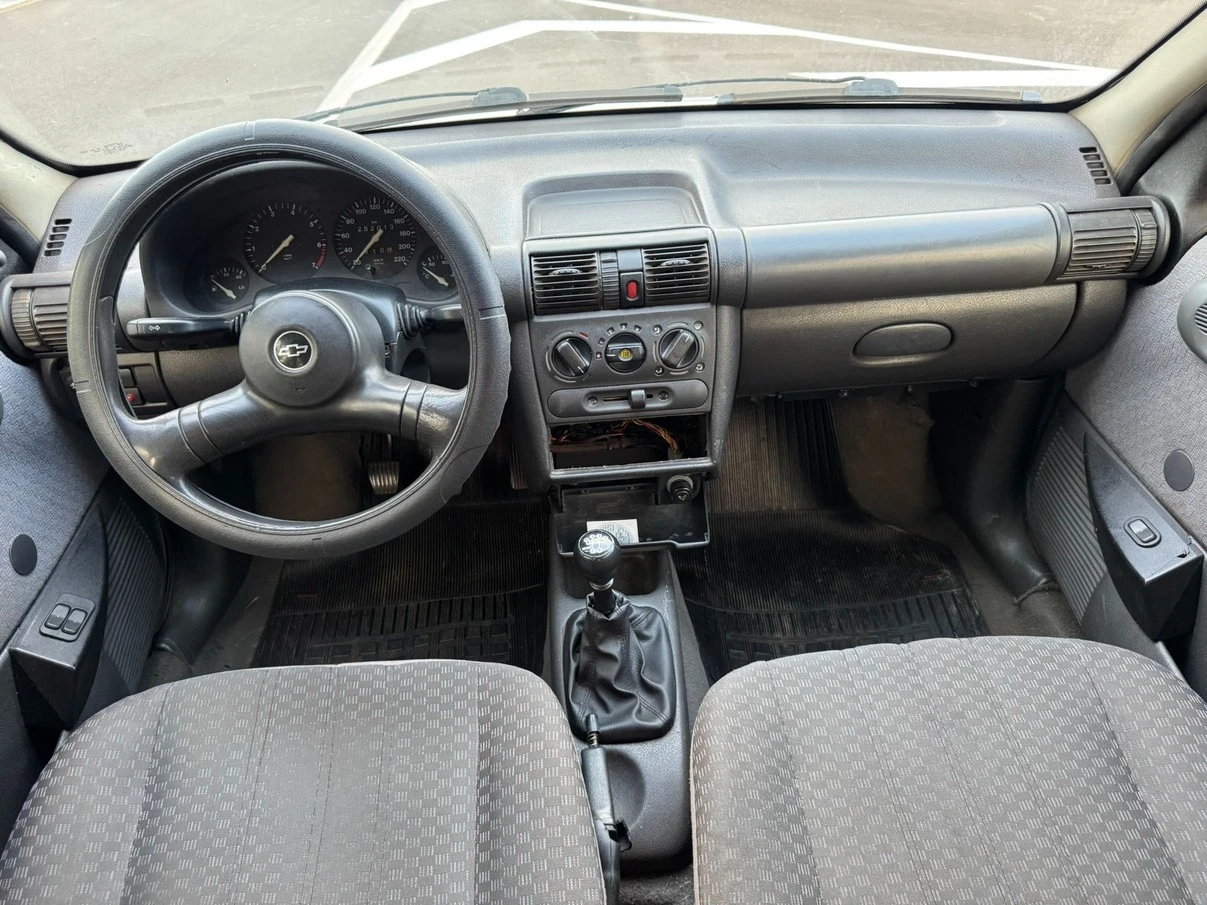 CHEVROLET CORSA