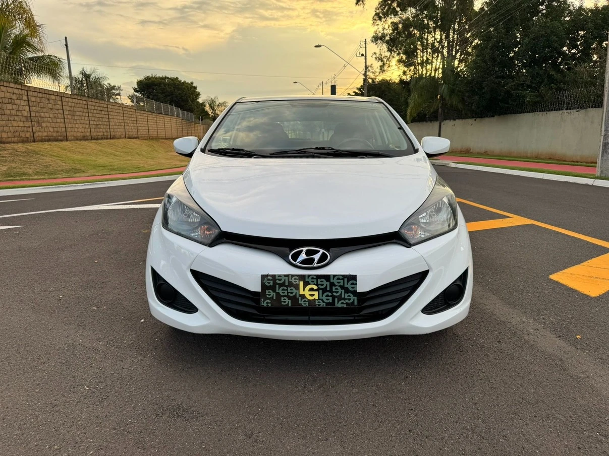 HYUNDAI HB20