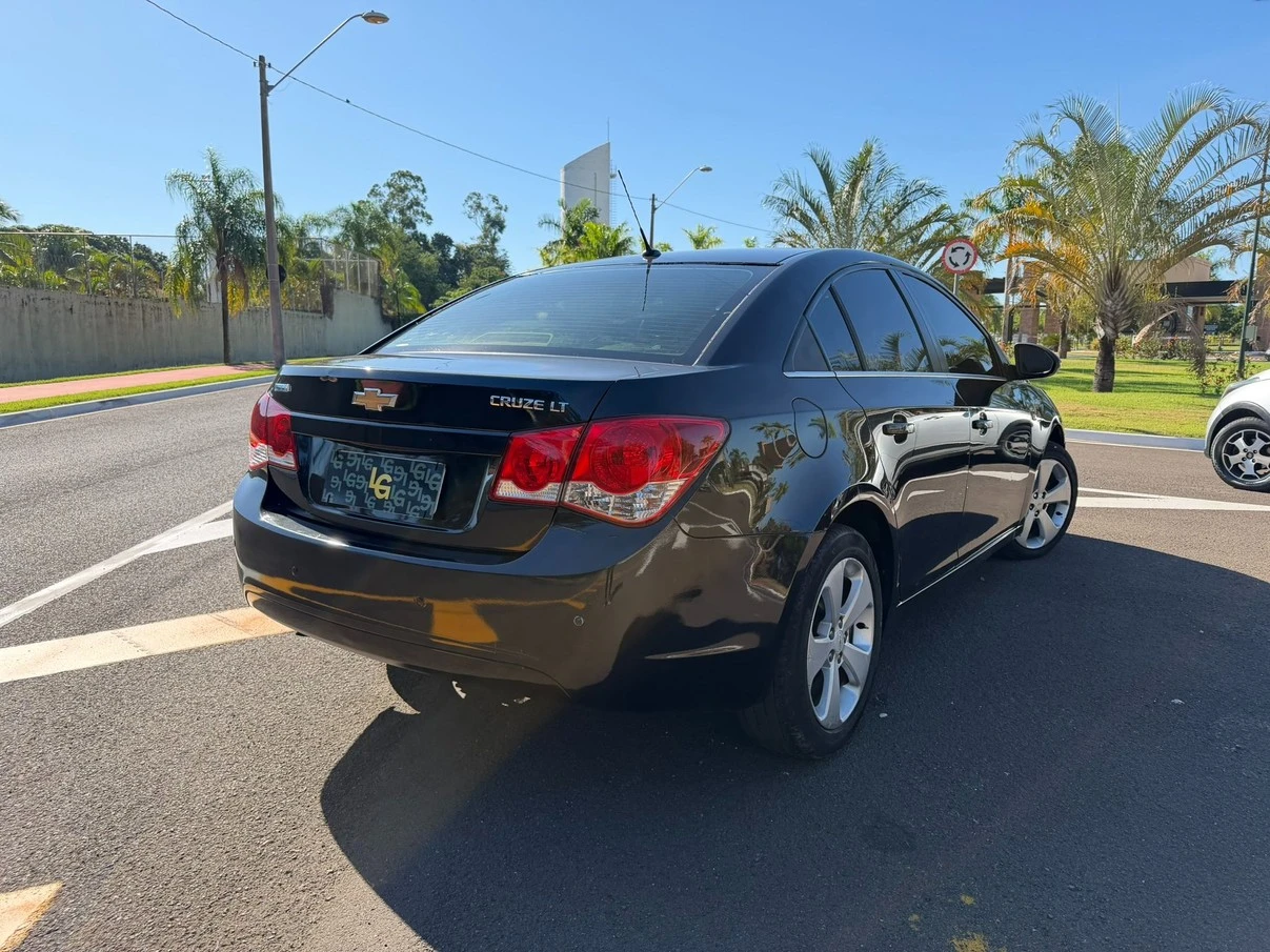 CHEVROLET CRUZE