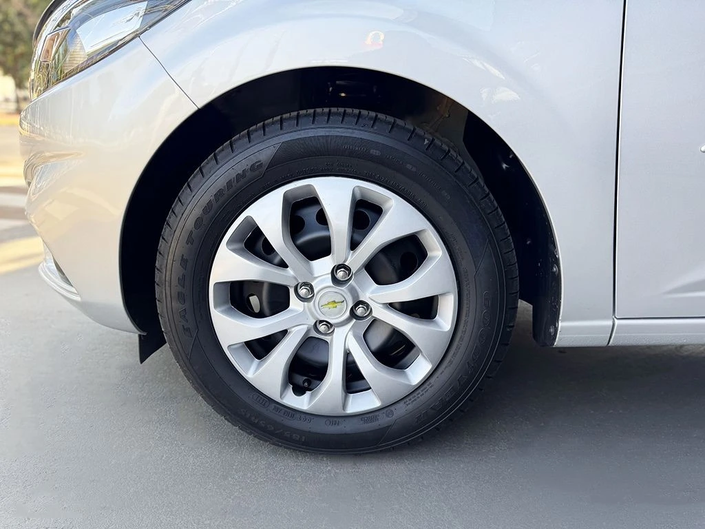 CHEVROLET PRISMA