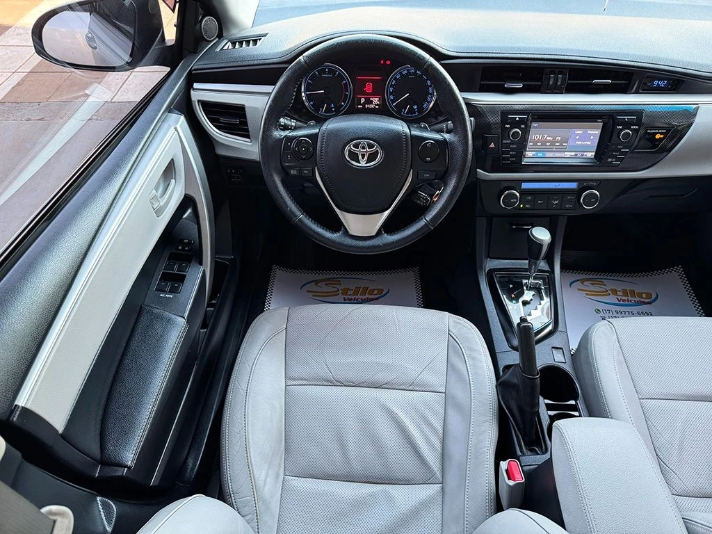 TOYOTA COROLLA