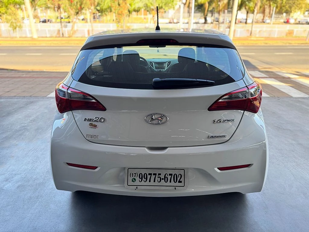 HYUNDAI HB20
