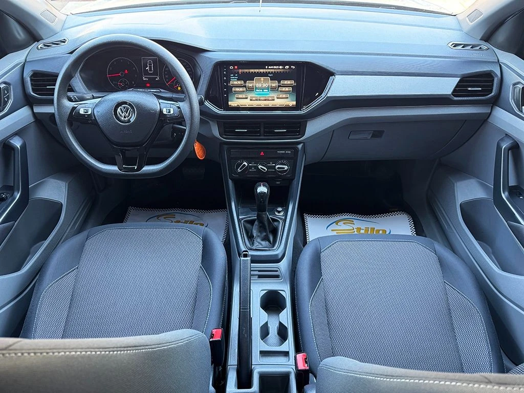 VOLKSWAGEN T-CROSS