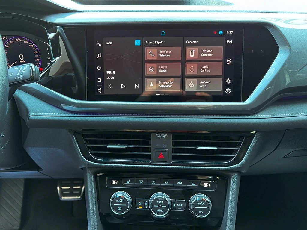 VOLKSWAGEN TAOS