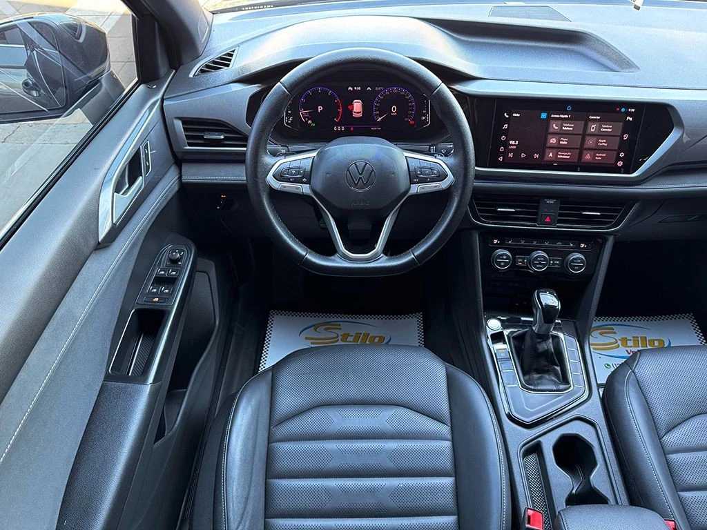 VOLKSWAGEN TAOS