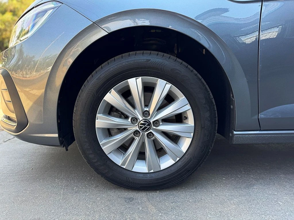 VOLKSWAGEN VIRTUS