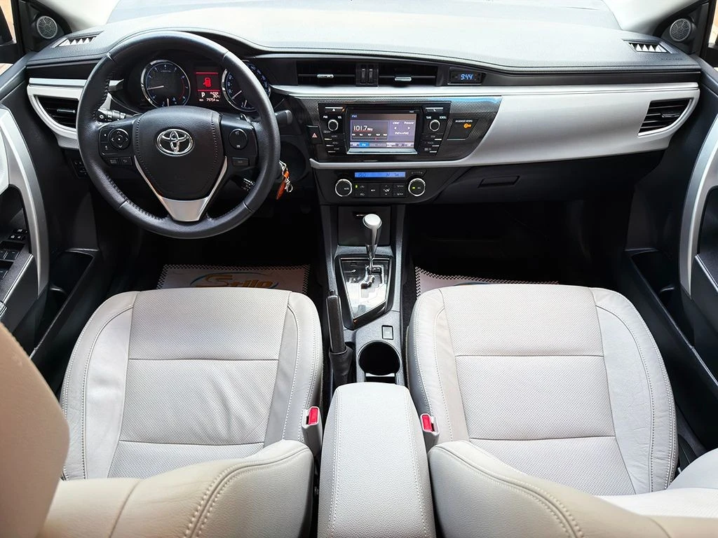 TOYOTA COROLLA
