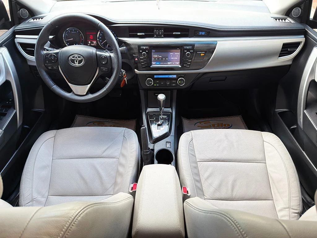 TOYOTA COROLLA