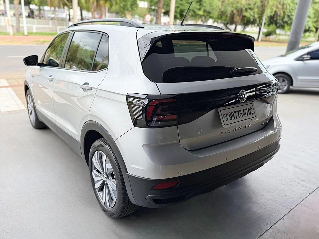 VOLKSWAGEN T-CROSS