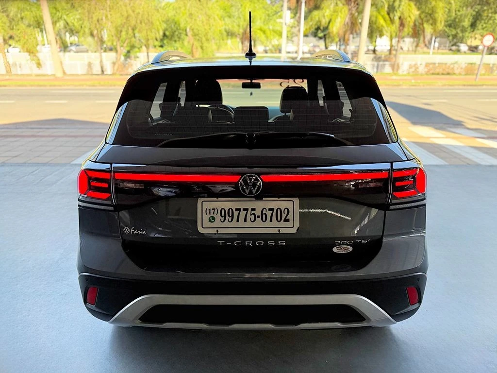 VOLKSWAGEN T-CROSS