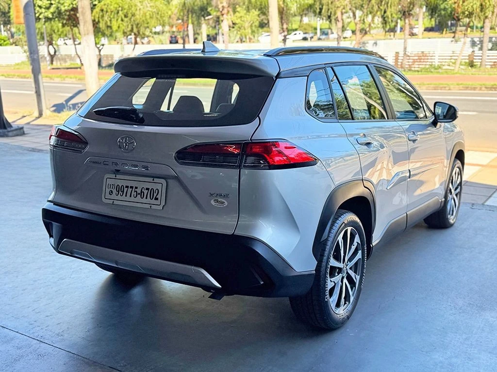 TOYOTA COROLLA CROSS