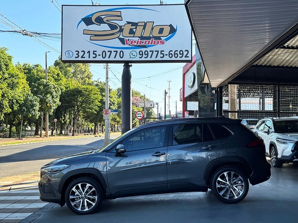 TOYOTA COROLLA CROSS