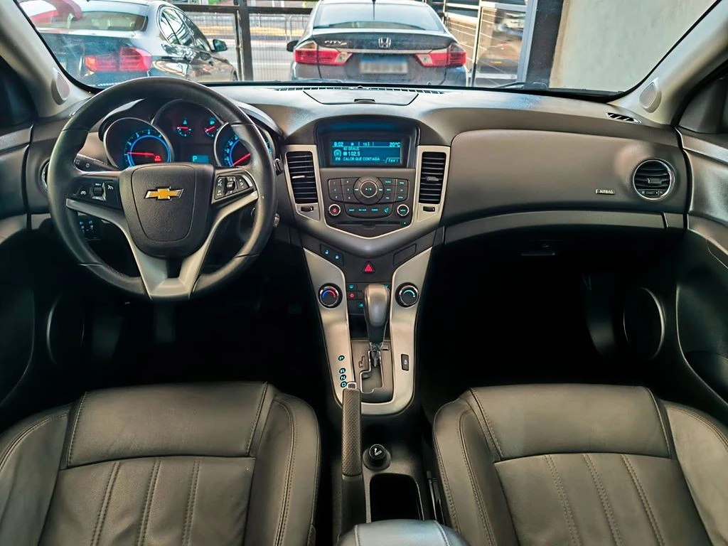 CHEVROLET CRUZE