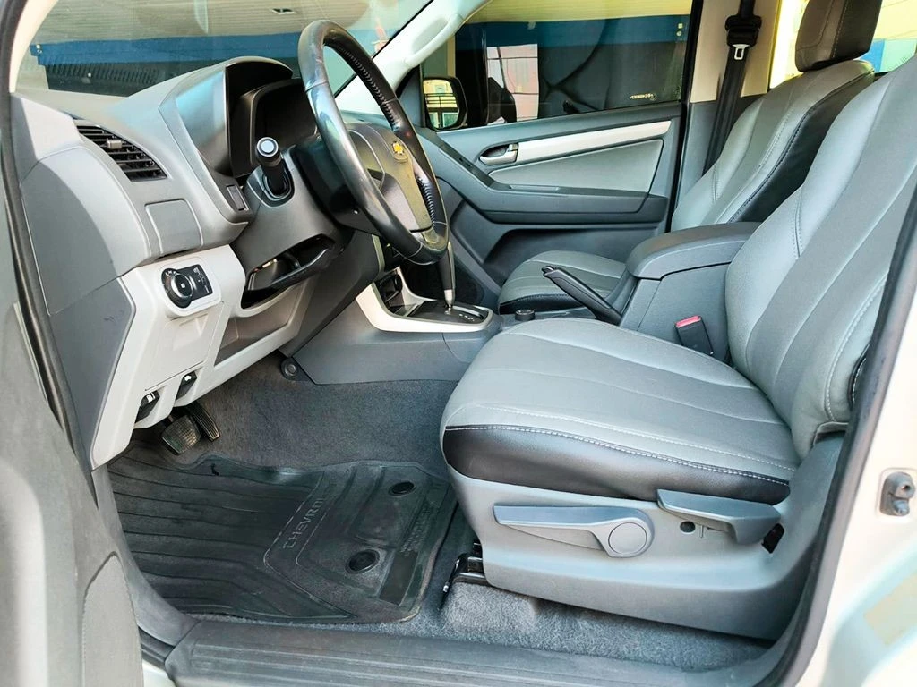 CHEVROLET S10