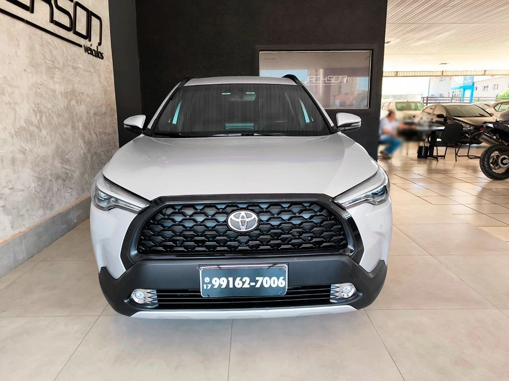 TOYOTA COROLLA CROSS
