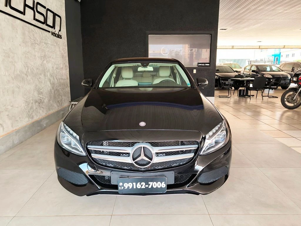 MERCEDES-BENZ C 180