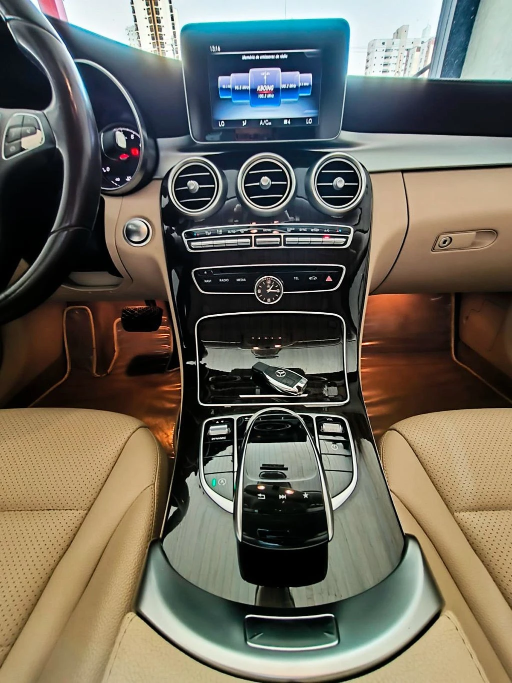 MERCEDES-BENZ C 180