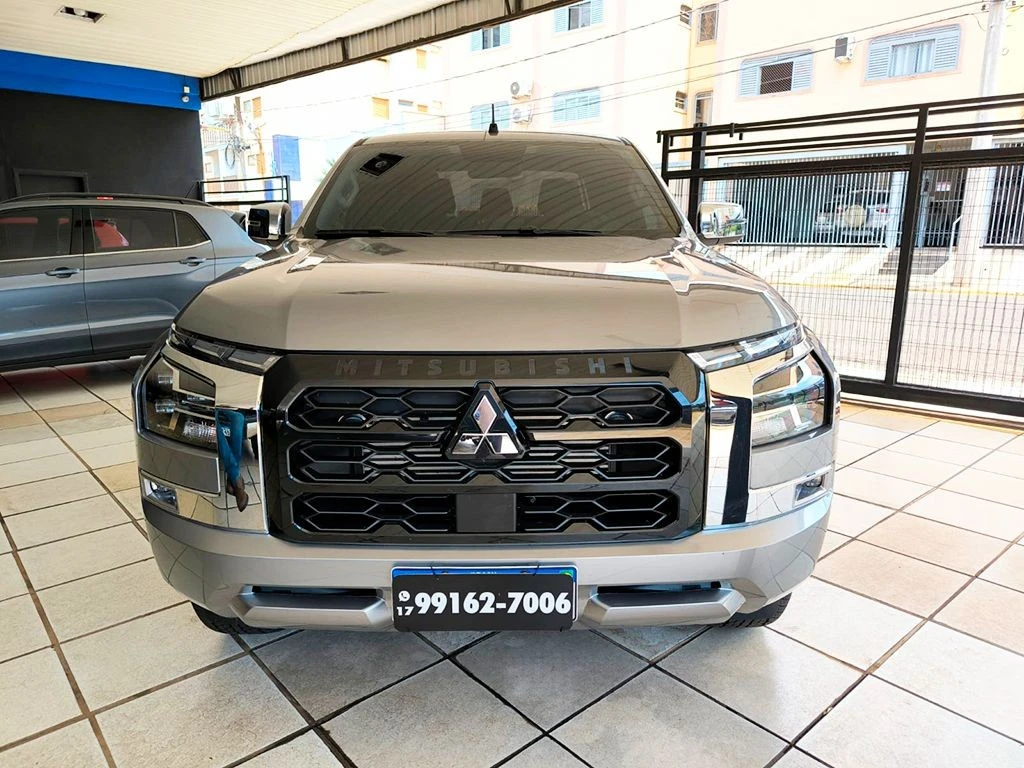 MITSUBISHI L200 TRITON