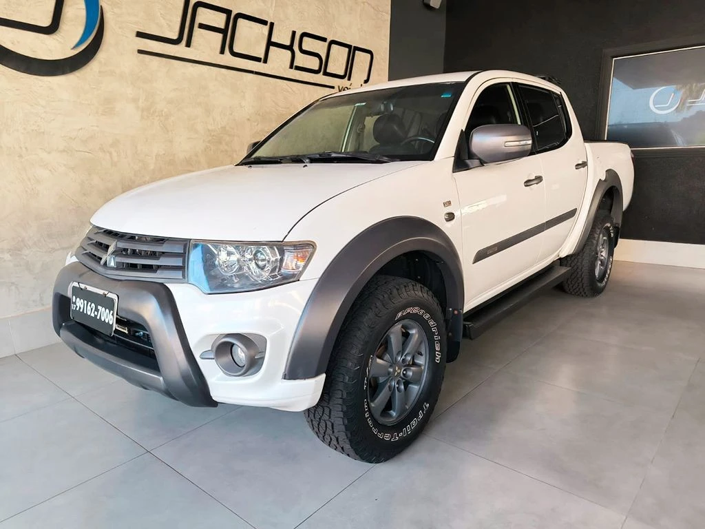 MITSUBISHI L200 OUTDOOR