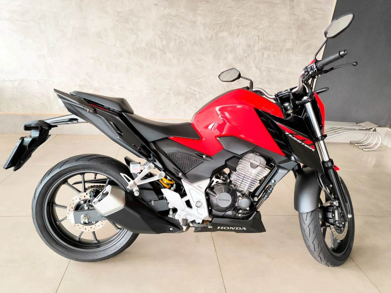 HONDA CB 300F TWISTER ABS