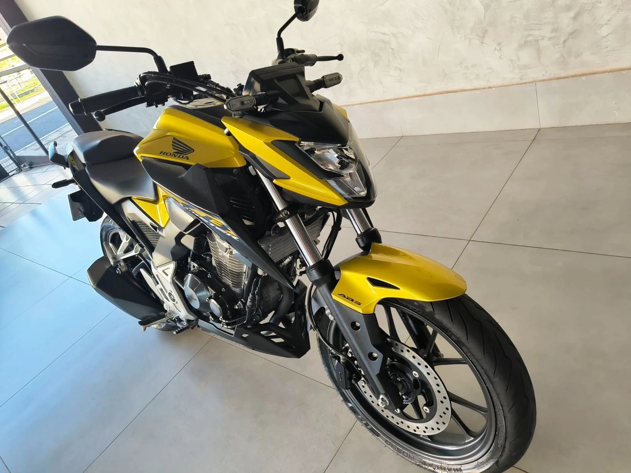 HONDA CB 300F TWISTER CBS