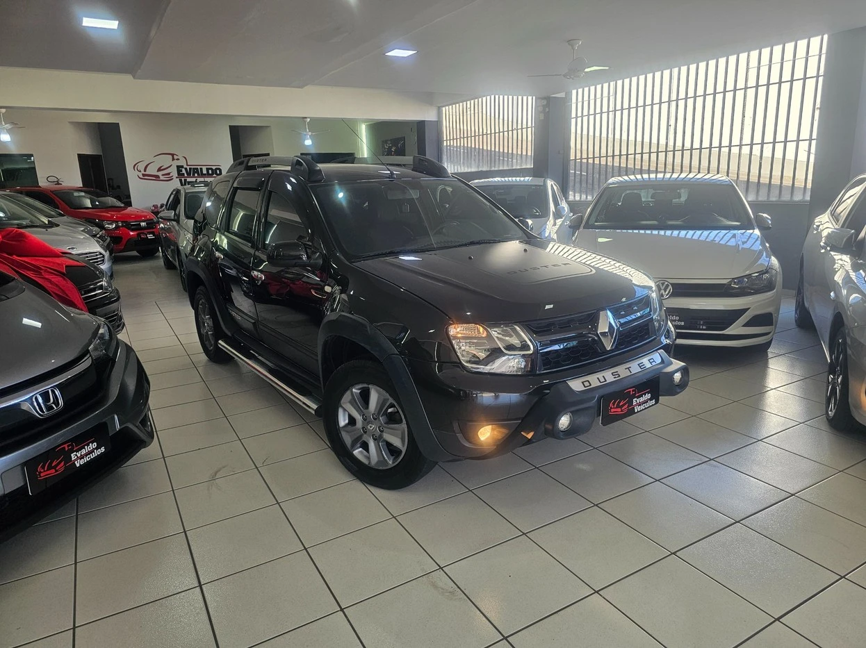 RENAULT DUSTER