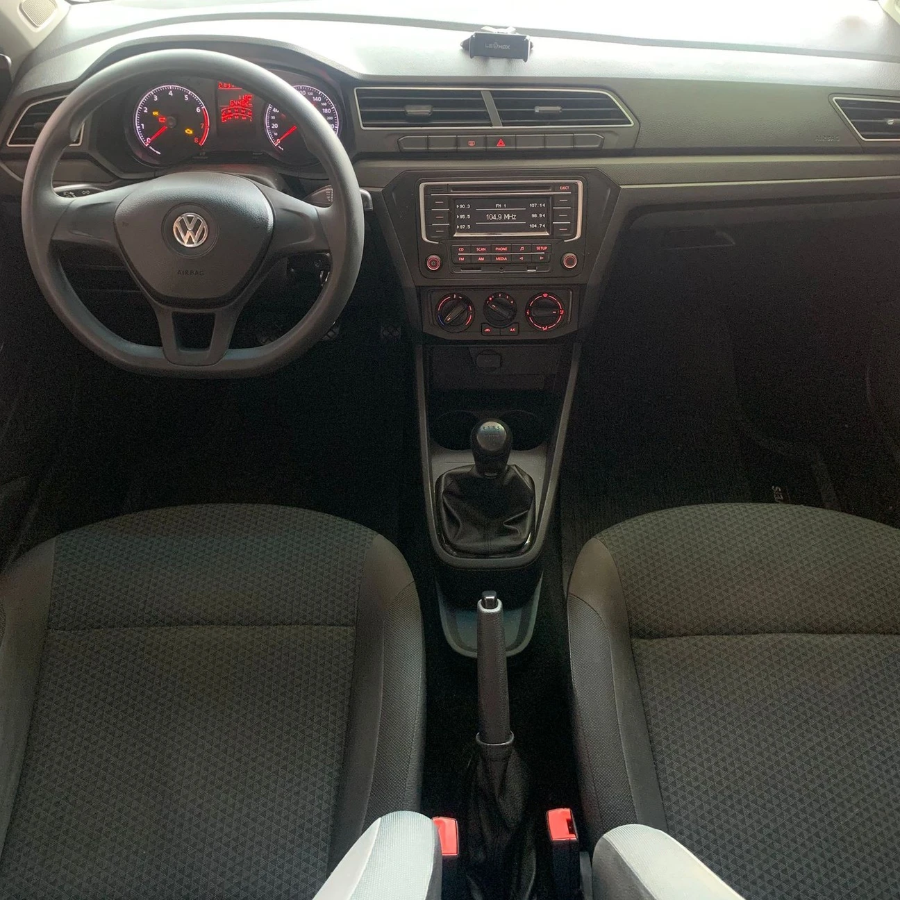 VOLKSWAGEN GOL