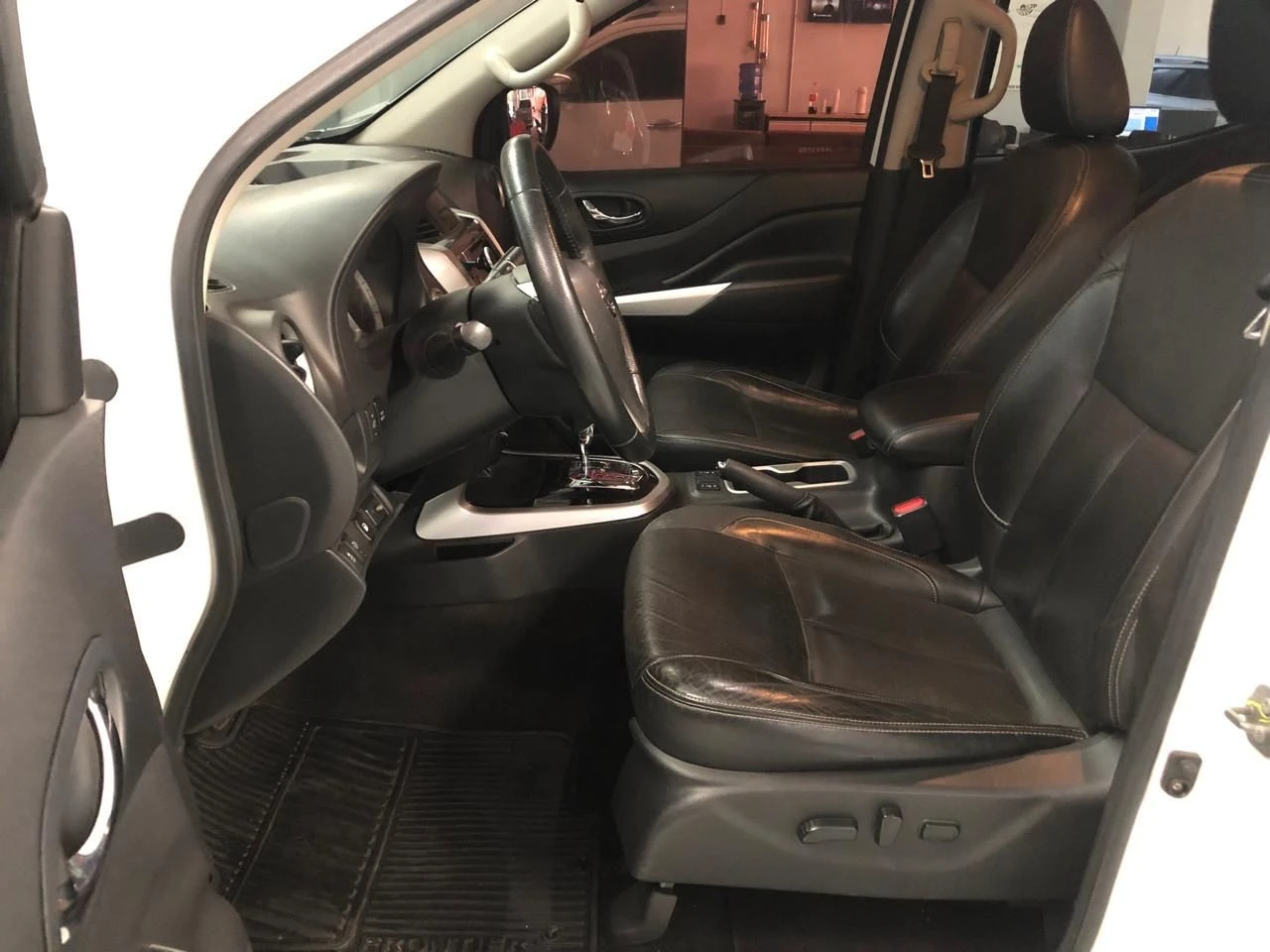 NISSAN FRONTIER