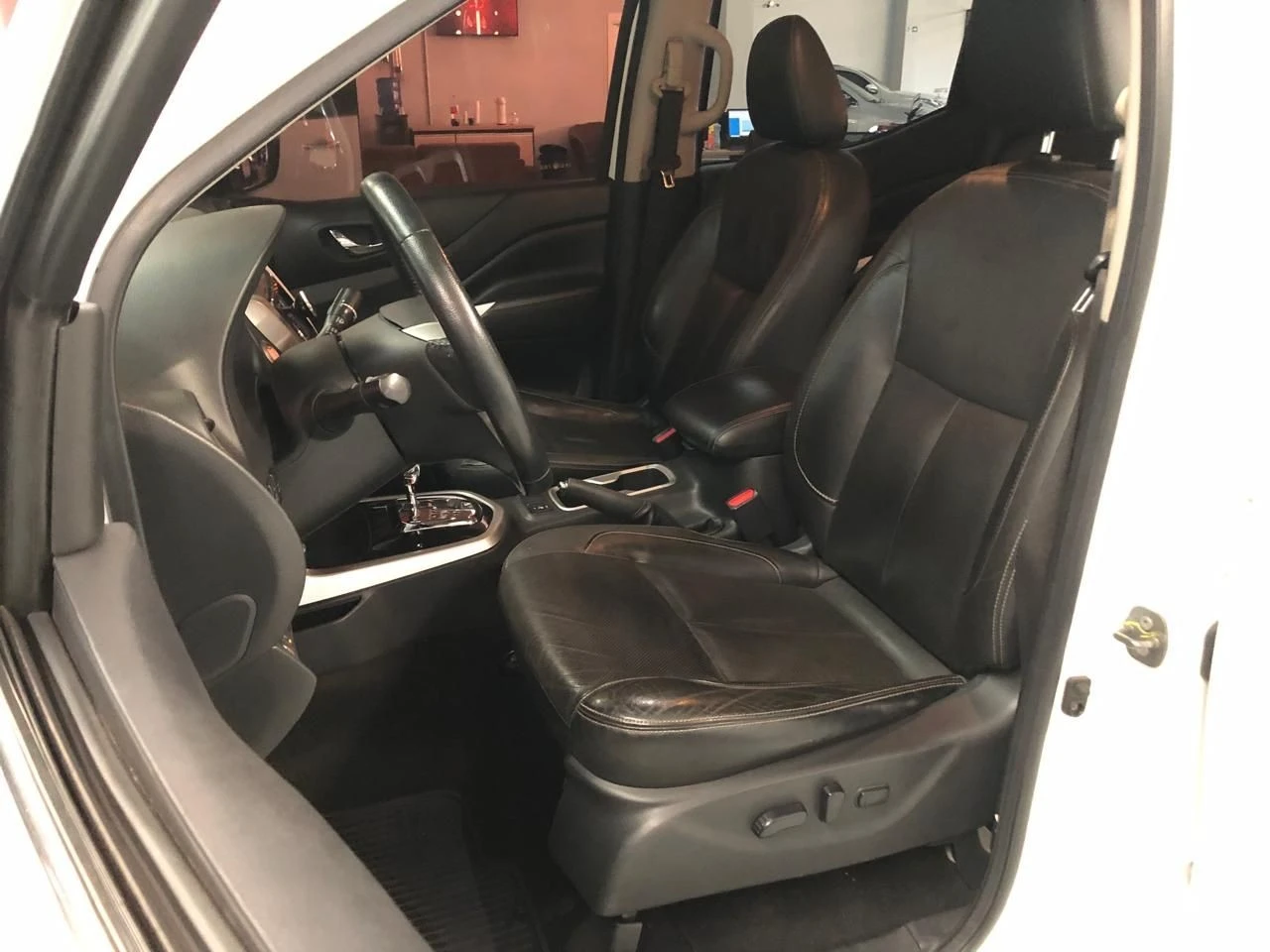 NISSAN FRONTIER