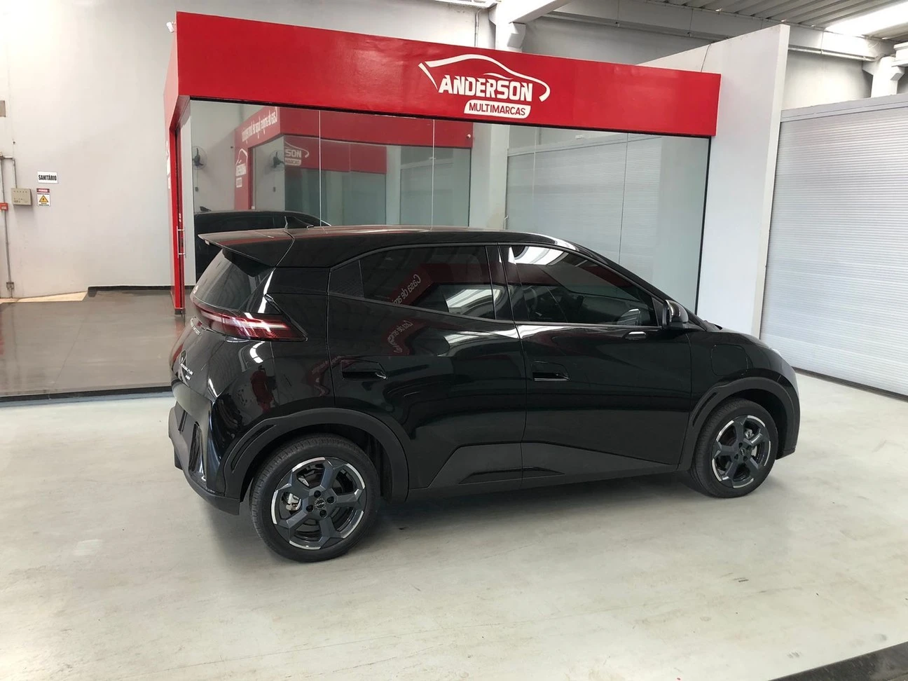 BYD DOLPHIN MINI