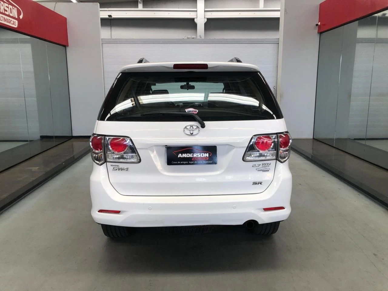 TOYOTA HILUX SW4