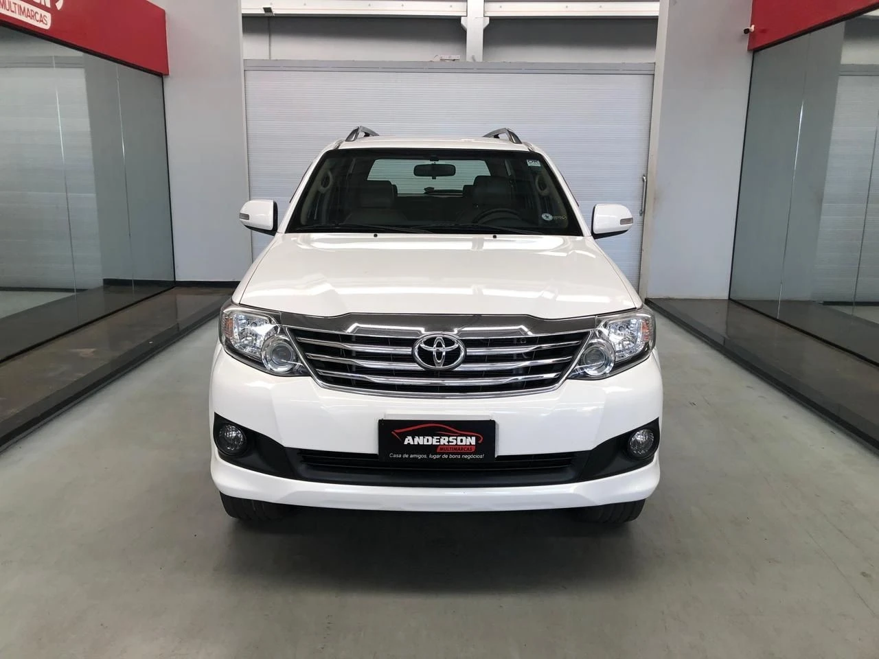 TOYOTA HILUX SW4