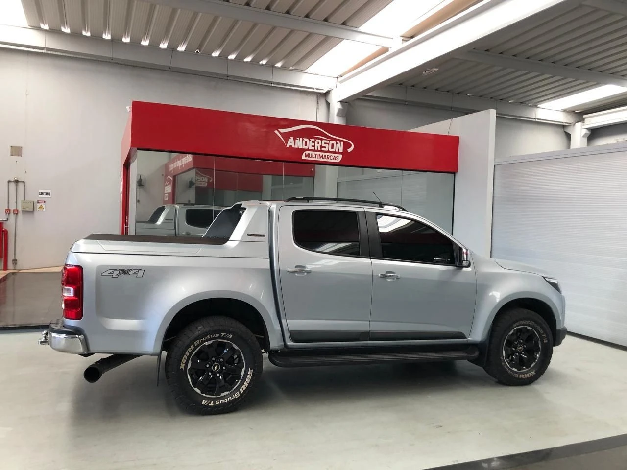 CHEVROLET S10