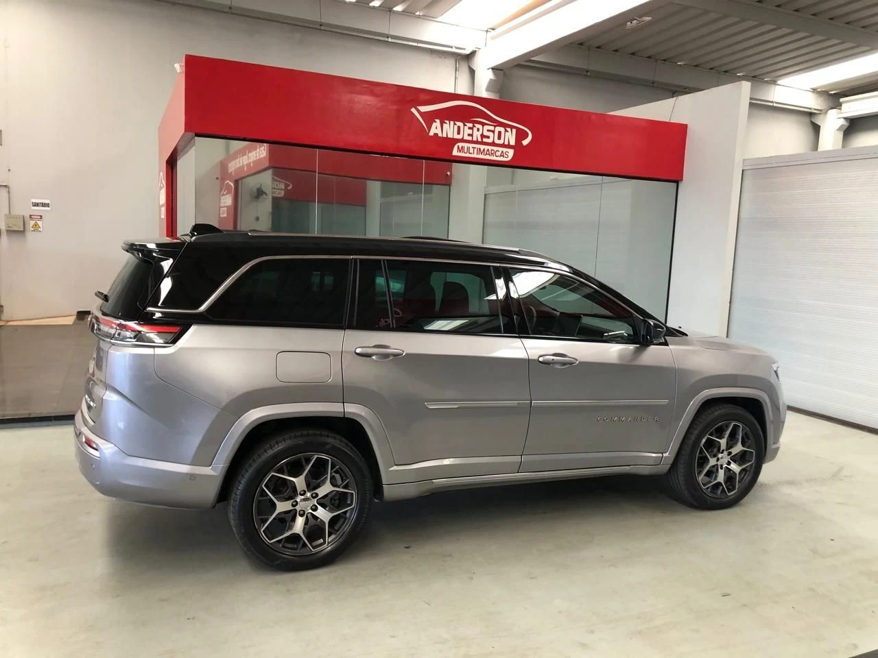 JEEP COMMANDER