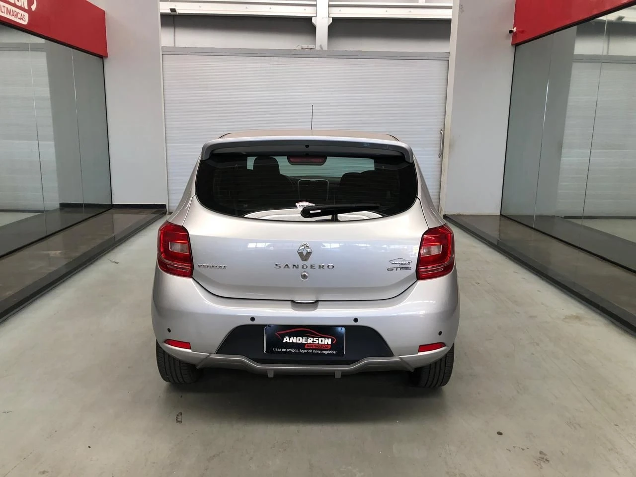 RENAULT SANDERO