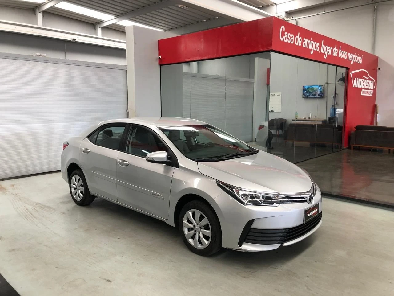 TOYOTA COROLLA