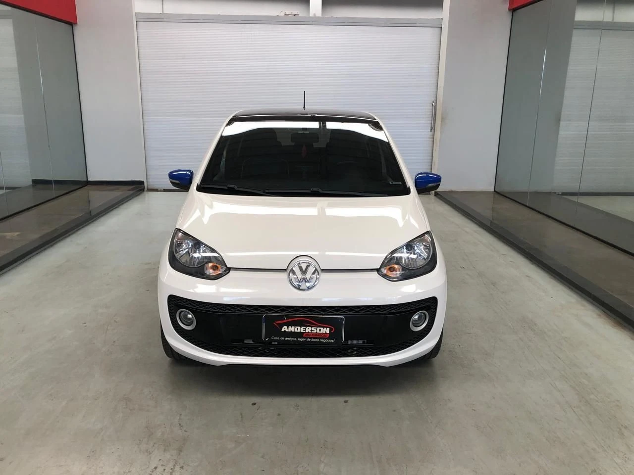 VOLKSWAGEN UP
