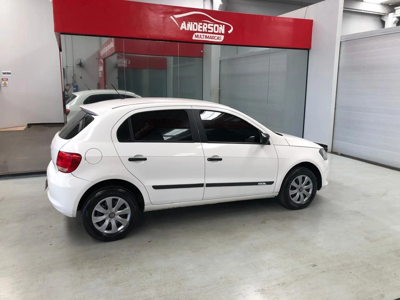 VOLKSWAGEN GOL