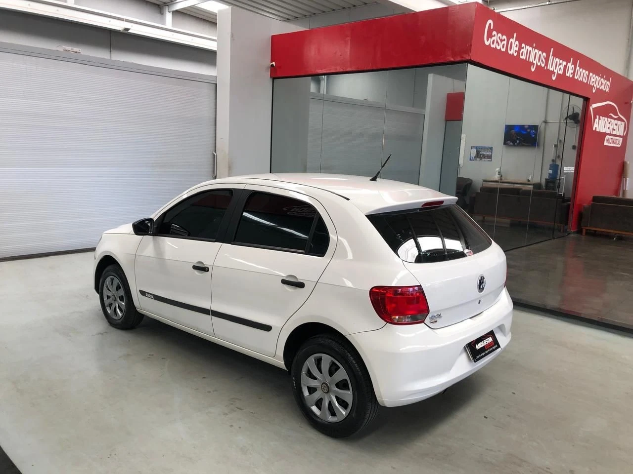 VOLKSWAGEN GOL